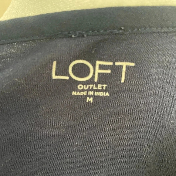 Women's LOFT Long Sleeve Blouse - Sz. L - Picture 2 of 3